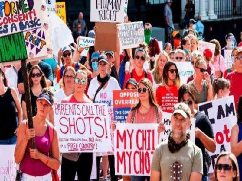 Protestan en Boston contra la vacuna gripal obligatoria