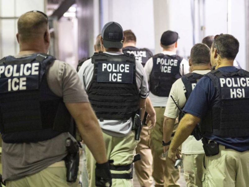 Muere sexto inmigrante bajo custodia de ICE por Covid-19