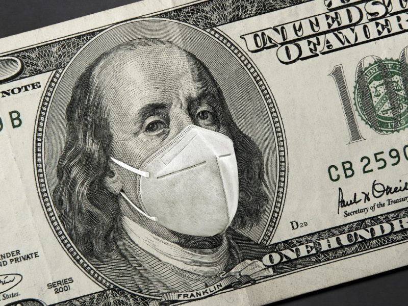 Nancy Pelosi no está de acuerdo en que este cheque de ayuda sea de la mitad de lo que se dio en la primera ronda.