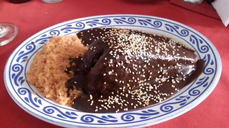 El mole poblano es la herencia culinaria más famosa de la cocina conventual. Foto: Fonda de Santa Clara.