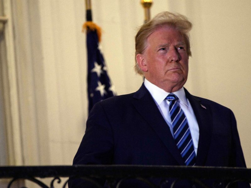 Trump ya no muestra síntomas de Covid-19 AFP Voz de América