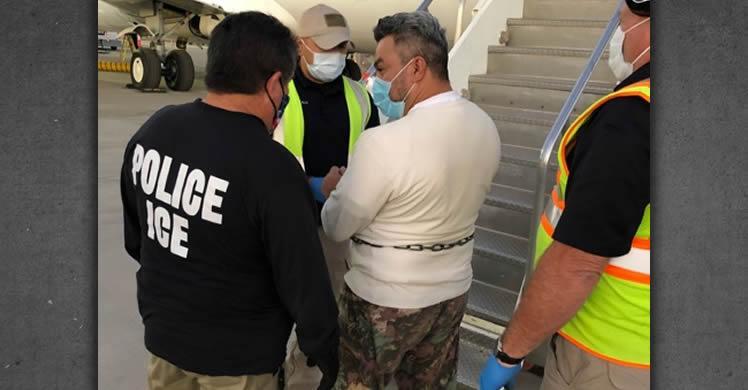 Las deportaciones express fueron autorizadas en junio de este año. ICE ya ha arrestado a varios migrantes indocumentados.