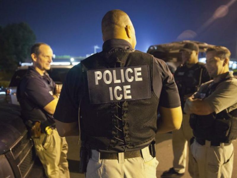 Administración Trump anuncia nueva regla que acelerará deportaciones