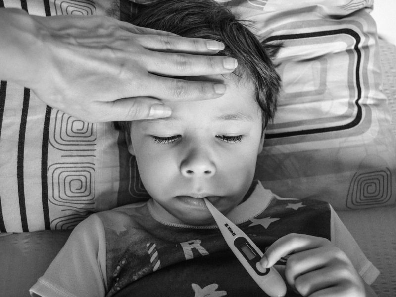 ¿Cuáles son los síntomas de coronavirus en los niños?