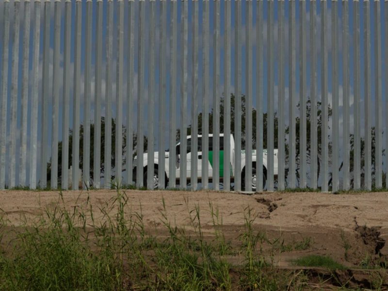 Volver a Estados Unidos tras una deportación puede valerle hasta 10 años de cárcel a las personas.