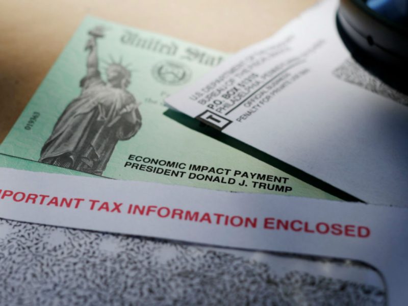 Lo que está sobre la mesa en negociación de paquete de estímulo económico AP VOA