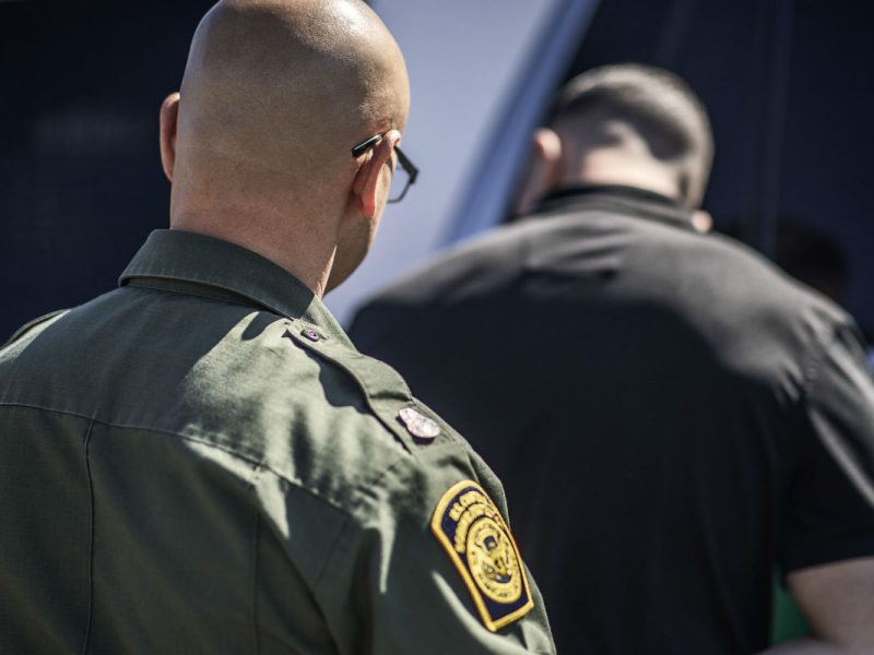 Migrante detenido @CBP