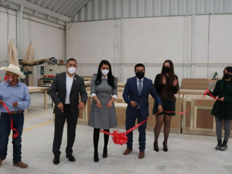 Arranca operación de fábrica impulsada por zacatecanos migrantes (3)