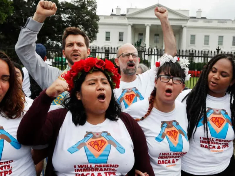 Protestas migrantes AP VOA