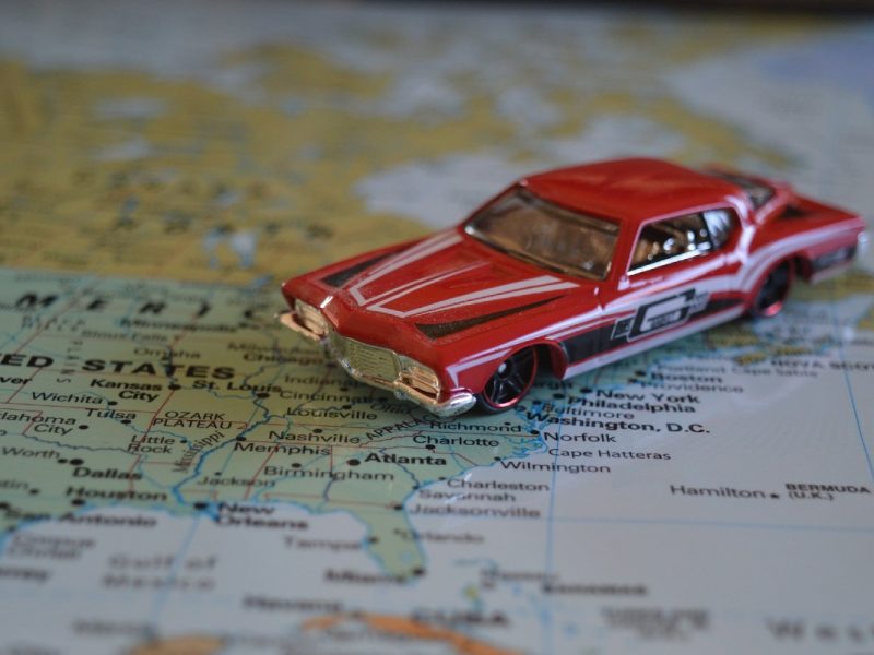 Sigue estos consejos para que no te detengan al conducir Pizabay