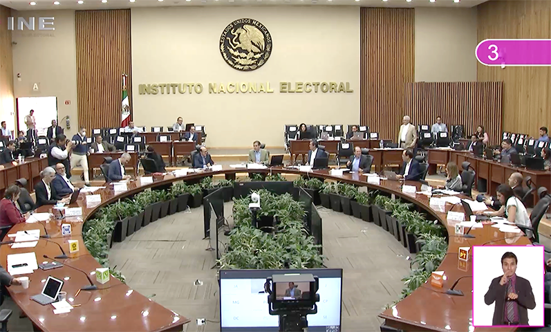 Pleno del Instituto Nacional Electoral (INE).