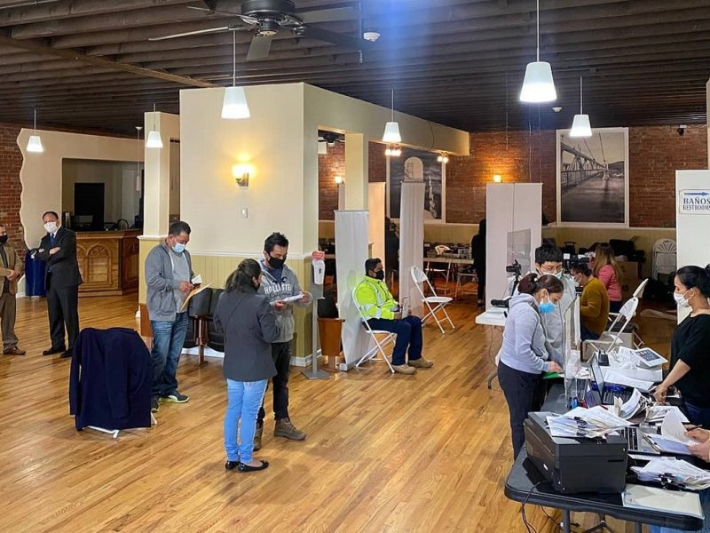 En el consulado sobre ruedas puedes tramitar tu matrícula consular, tu credencial de elector y tu pasaporte.