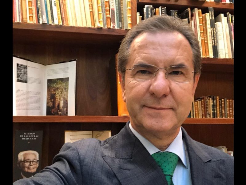 Casa blanca acepta a Esteban Moctezuma Barragán como embajador de México