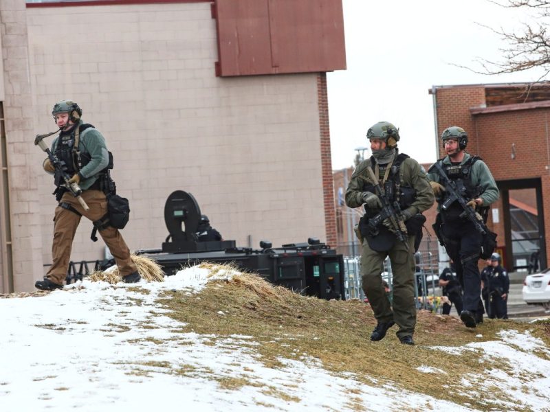 Tiroteo en Colorado. Sospechoso es acusado por 43 delitos más