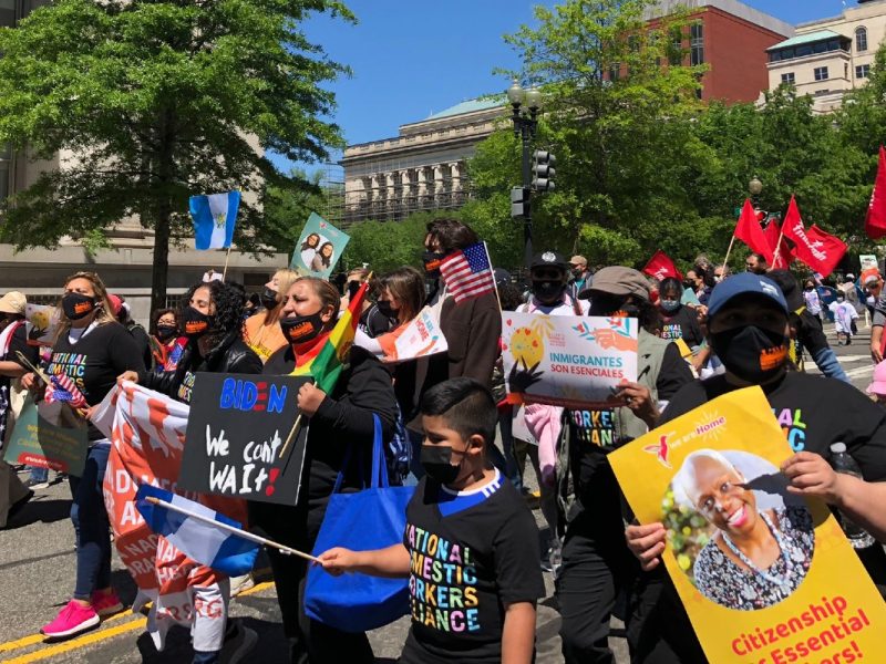 Organizaciones marchan para exigir a Joe Biden cumplir promesas migratorias