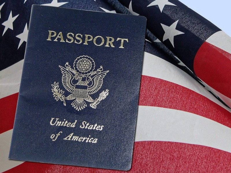 Los estadounidenses podrán usar su pasaporte vencido para regresar a USA hasta el 31 de diciembre de este año.