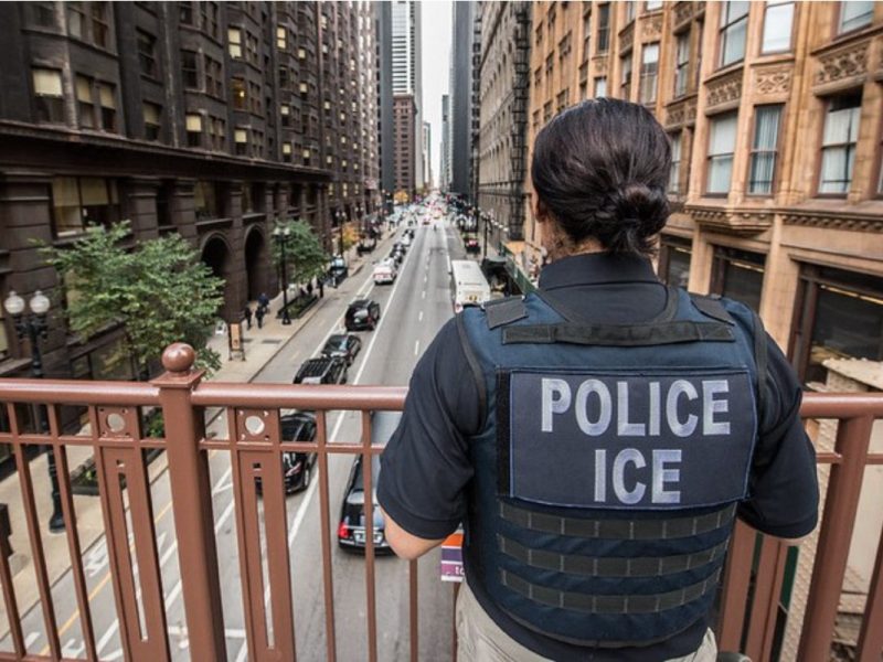 Más de 16 mil migrantes detenidos han contraído la Covid-19 bajo la custodia de ICE