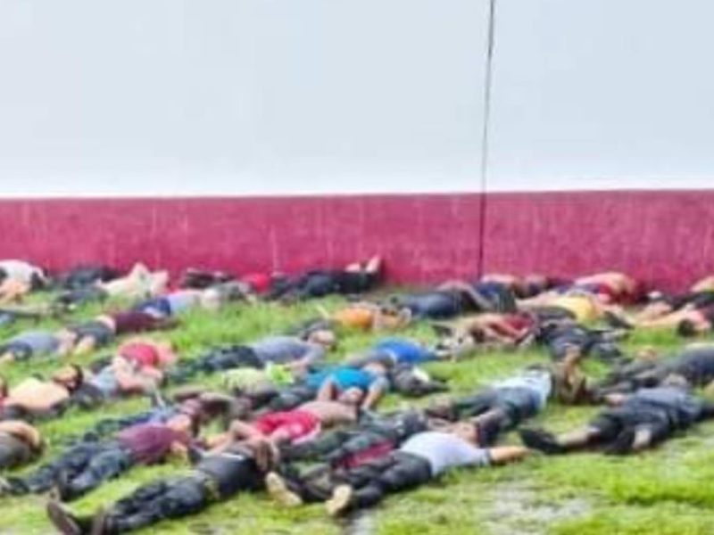 Los migrantes dijeron permanecer hacinados dentro de la estación migratoria