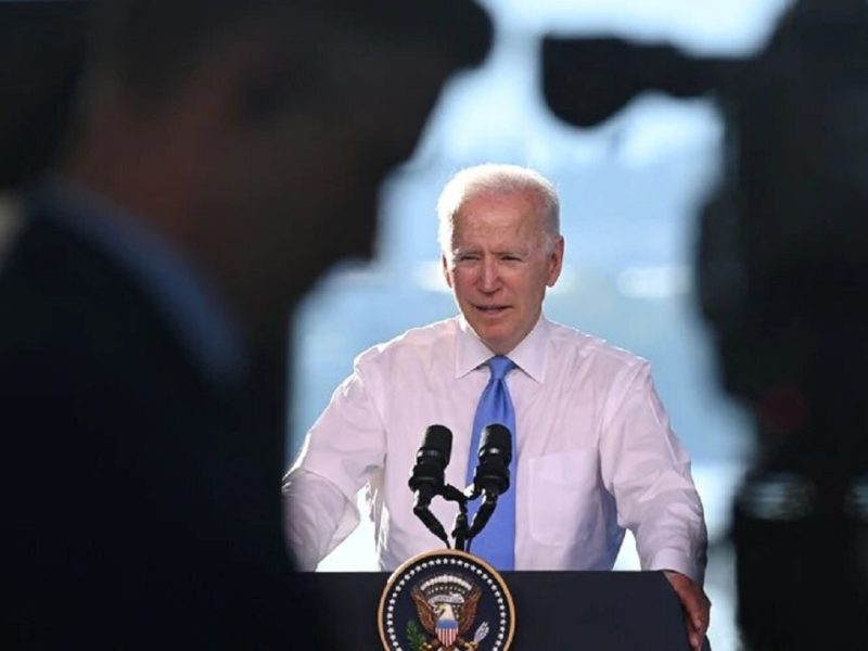 La decisión sobre incluir o no el tema migratorio en el paquete de infraestructura no depende de Joe Biden.