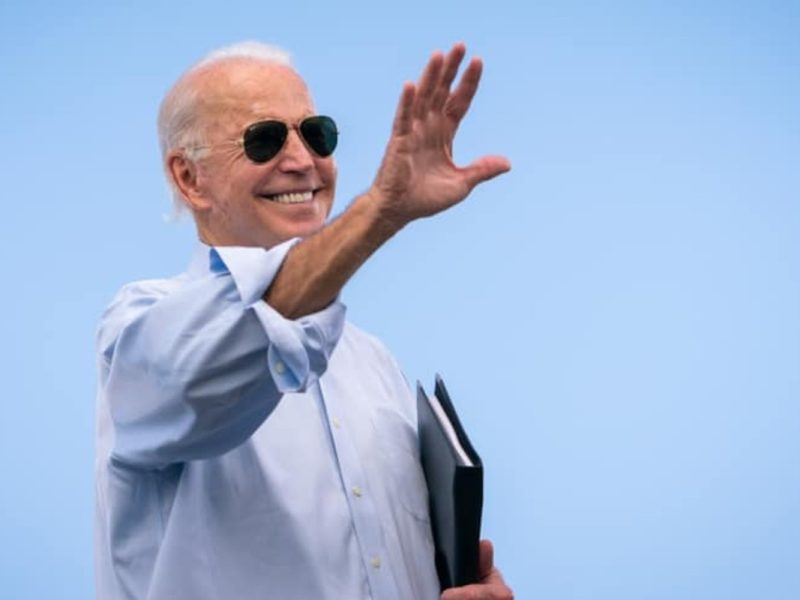 Joe Biden quiere ayudar a los trabajadores a mejorar su empleo.