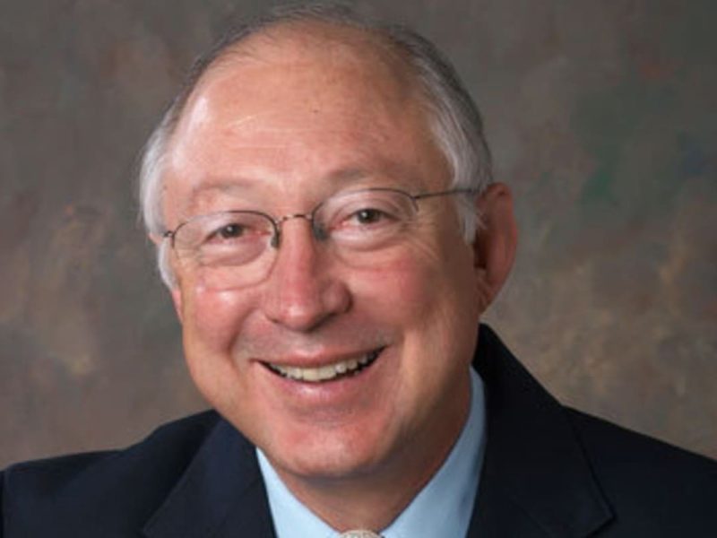 Ken Salazar es confirmado como embajador de USA en México.