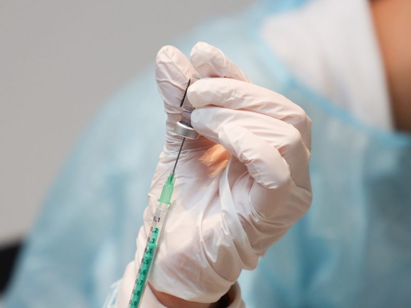 La vacuna contra Covid-19 será obligatoria para los solicitantes de Green Card desde el 1 de octubre y hasta nuevo aviso.