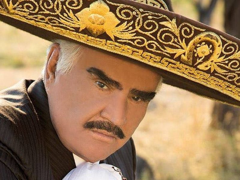 Falsos los rumores de la muerte de Vicente Fernández.
