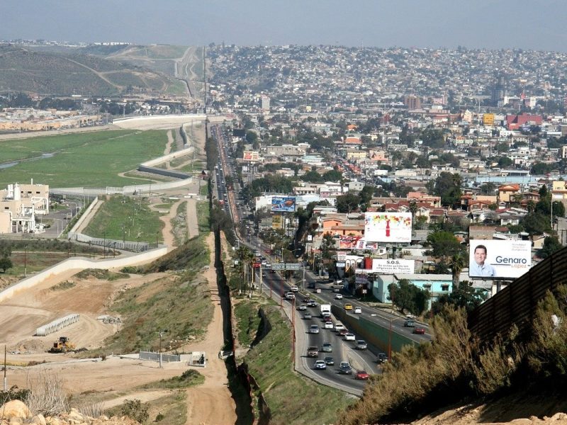 El cierre de la frontera entre México y Estados Unidos ha afectado a varios negocios de ambos países.