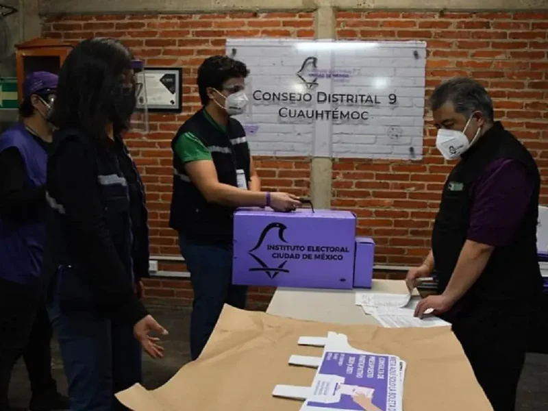 Los mexicanos en el extranjero también pueden emitir su voto en las elecciones en México. Sin embargo, su participación enfrenta grandes obstáculos.