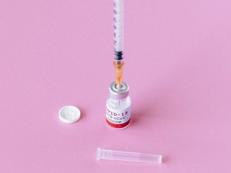 Vacunados con Sputnik V no podrán ingresar a USA en noviembre: FDA