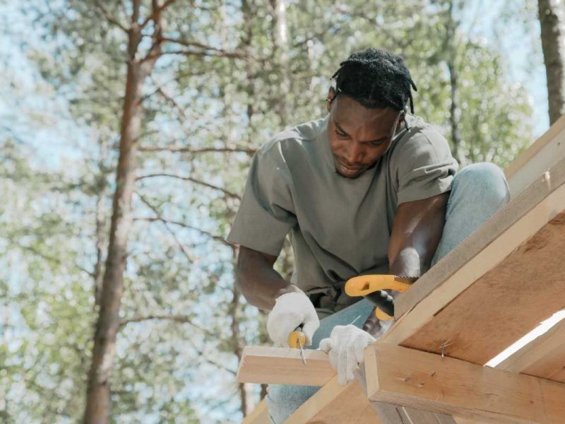 Estas son las facilidades y razones para contratar a una persona migrante