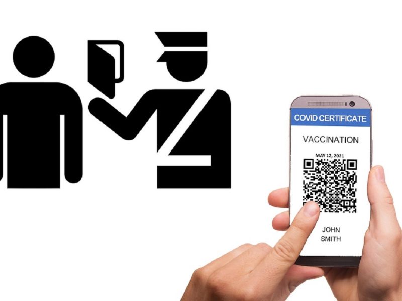 Portar el certificado de vacunación Covid en digital es mucho más práctico que llevar un papel contigo todo el tiempo.