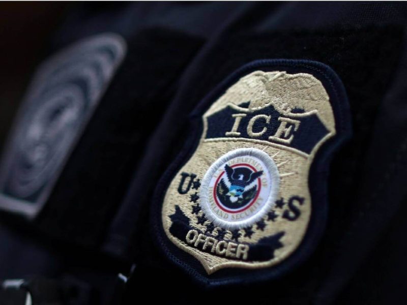 Los contagios de Covid-19 en el centro de ICE de Tacoma, Washington van en aumento.