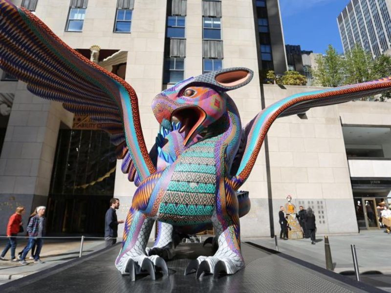 Alebrijes de Oaxaca llegan a Nueva York para proteger a inmigrantes mexicanos.
