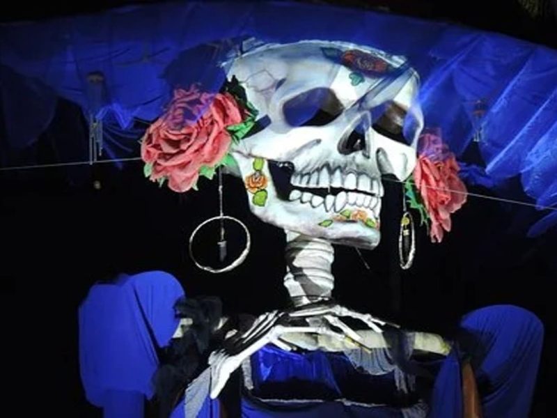 Las 6 claves para escribir una calaverita literaria para Día de Muertos.