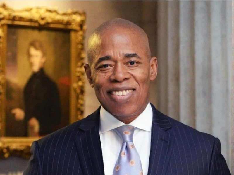 Eric Adams lleva una ventaja insuperable sobre su rival republicano.