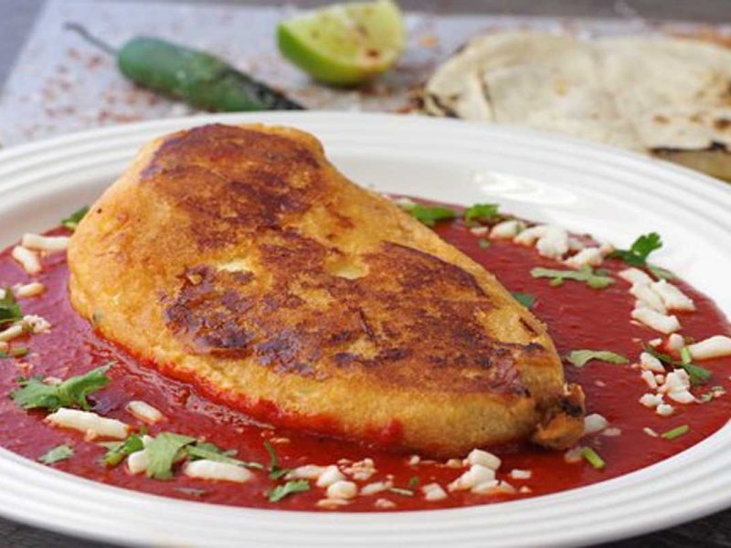 Platillos que cocinan inmigrantes mexicanos en Día de Acción de Gracias o Thanksgiving.