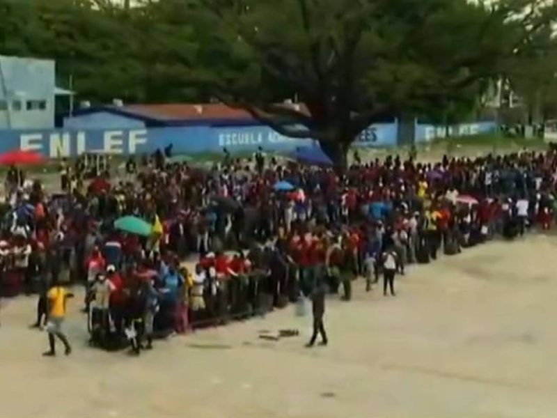 Tres nuevas caravanas migrantes salen desde Chiapas.