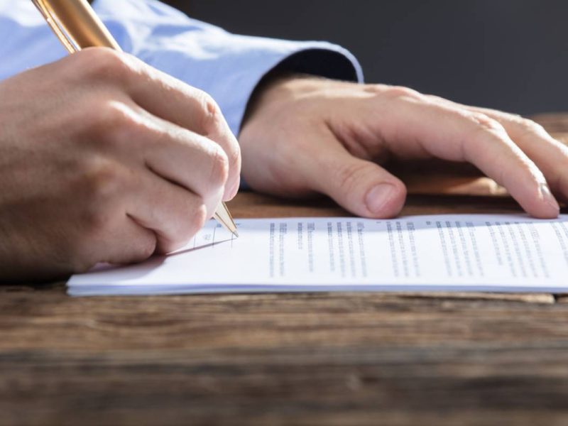 El paso a paso para escribir una carta de apoyo a efectos de la fianza.