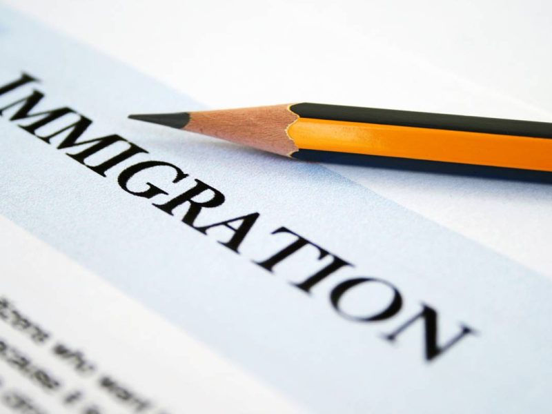 Formato para escribir una carta de recomendación para inmigración.