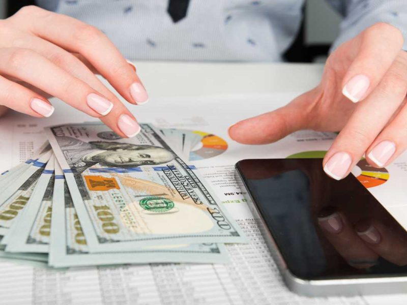 Zelle, Venmo y Cash App reportarán al IRS los pagos mayores a 600 dólares.