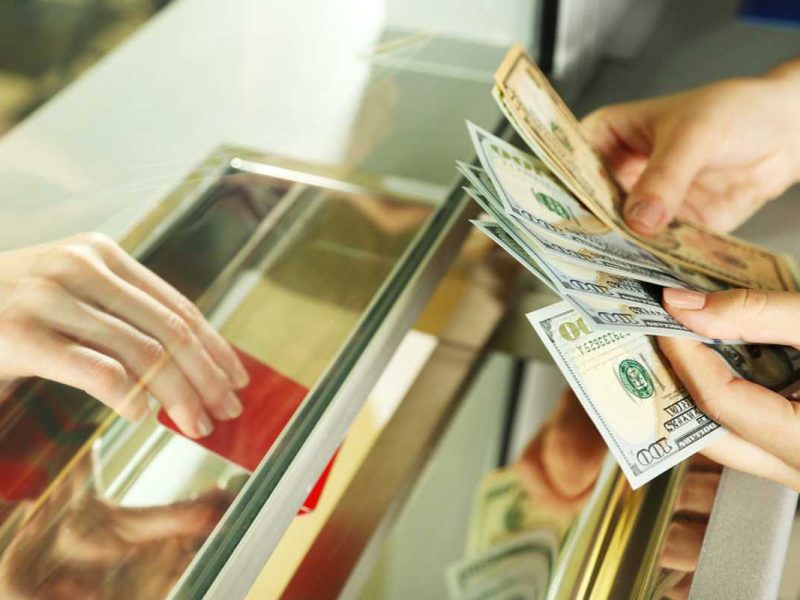 Te presentamos una lista con los 7 bancos hispanos más importantes de Estados Unidos.