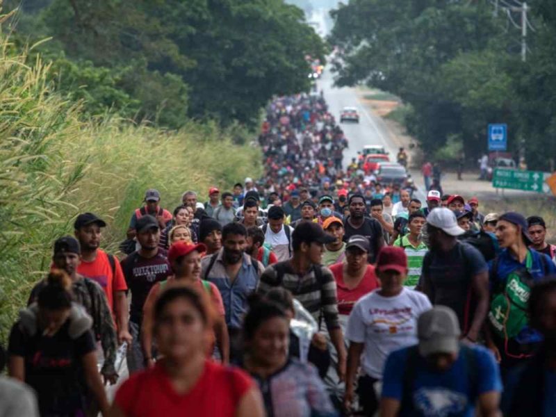 Migrantes cruzan por México con el objetivo de llegar a Estados Unidos