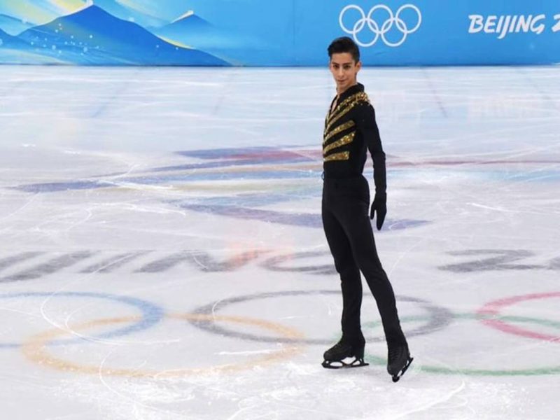 Donovan Carrillo durante su participación de patinaje artístico en Beijing 2022.