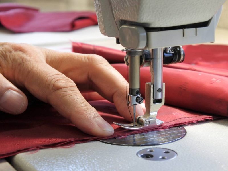 Esta oferta de trabajo en Canadá esta dirigida a costureros mexicanos con experiencia de al menos 3 años.