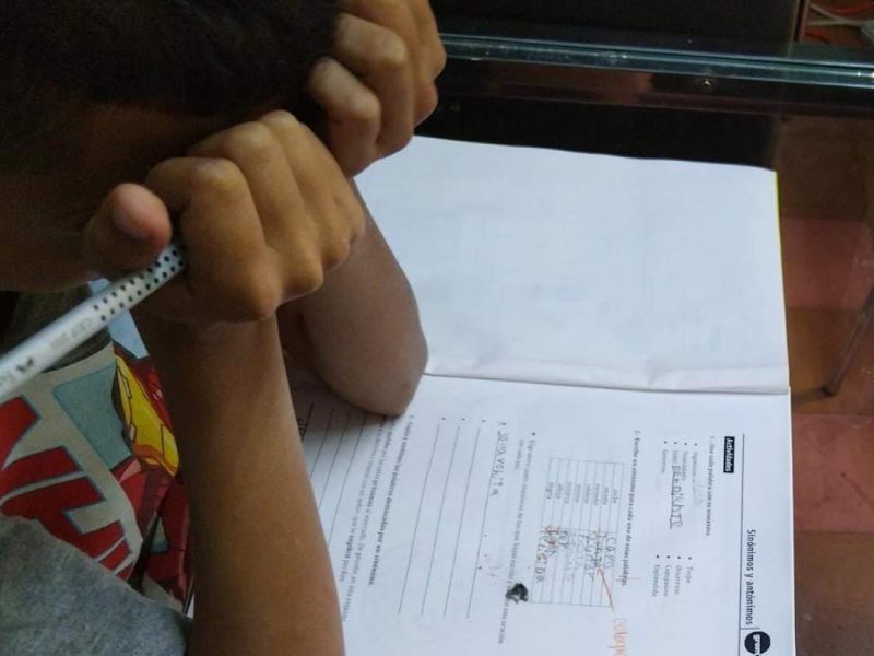 Una familia de migrantes venezolanos estuvo en Casa Tochan; sin embargo, decidió montarse a la bestia para seguir camino.