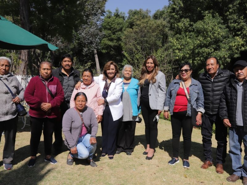 Diez adultos mayores, originarios de los municipios de Teolocholco, Ayometla, Tequexquitla y Tetlatlahuca, Tlaxcala, permanecerán un mes en los EE. UU.