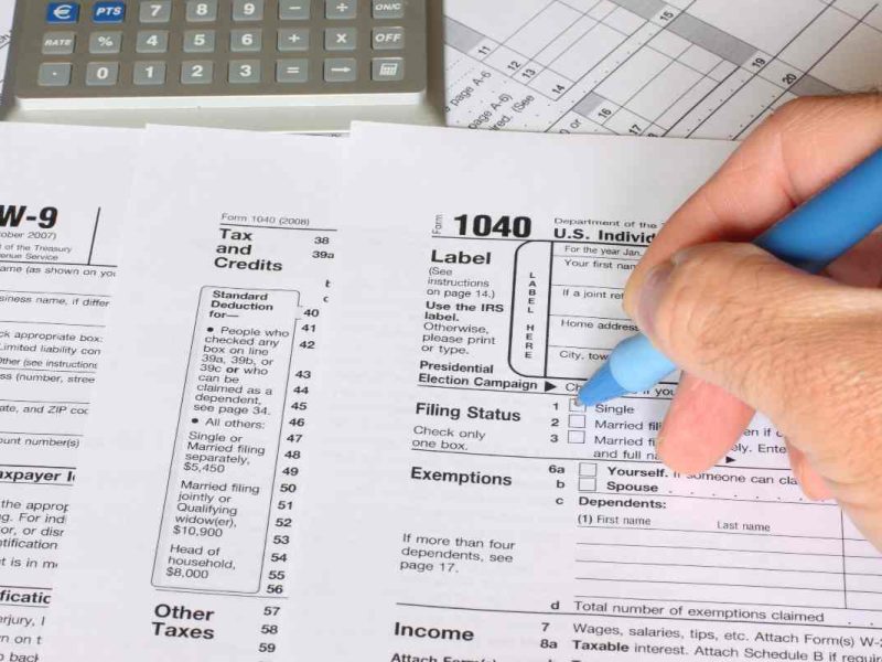 Si ya pasa de febrero y tu patrón aún no te entrega tus formularios ponte en contacto con el IRS