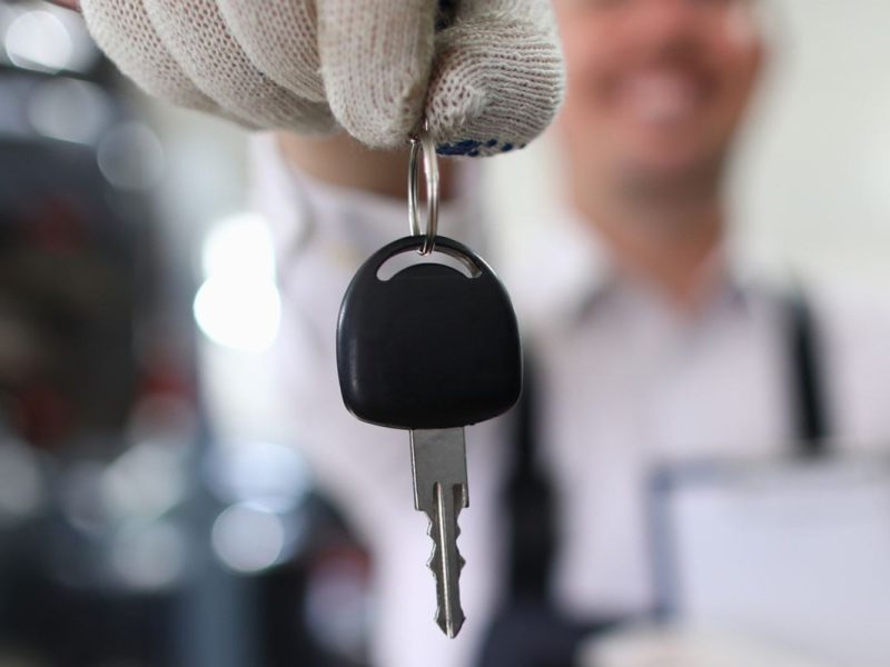 Si planeas llevar un auto a Estados Unidos, debes saber que la importación de un vehículo es bastante complicada
