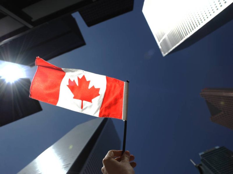 Te decimos dónde puedes conseguir foertas de trabajo en Canadá.